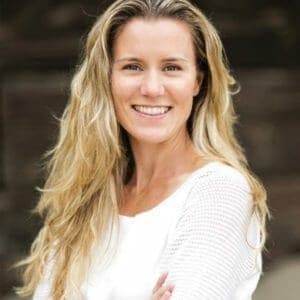 head shot of Alison Hunter