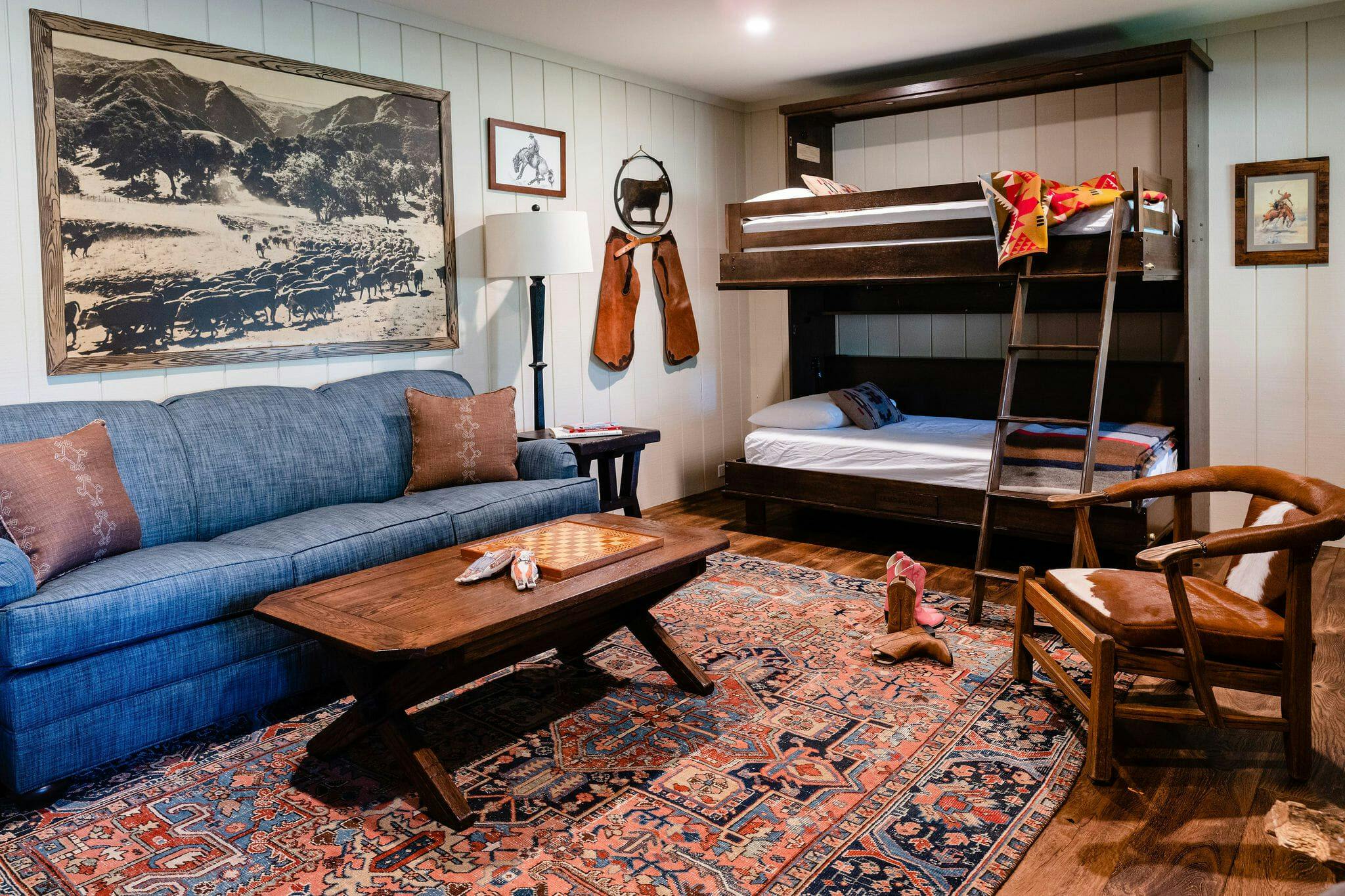 mountain view cottage with bunk bed and seating area