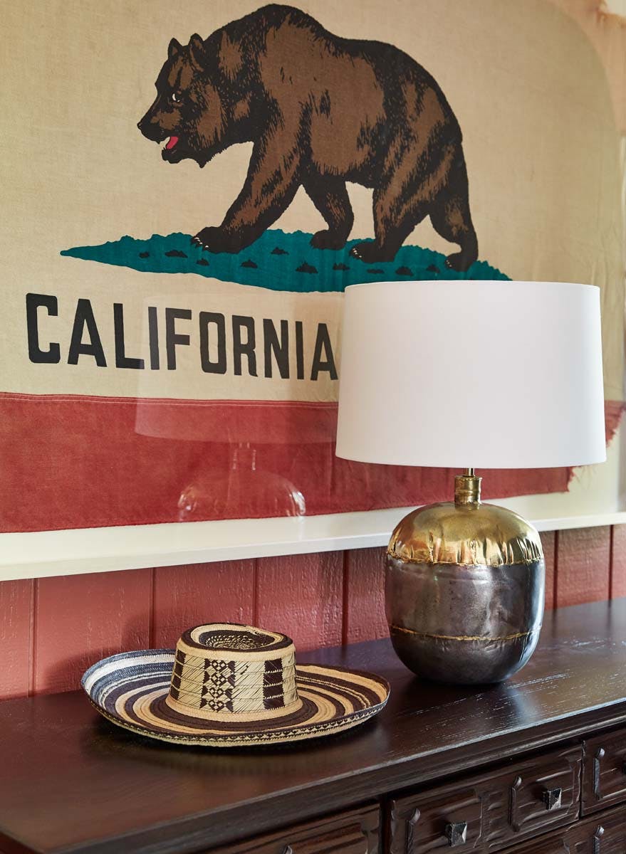 counter with lamp and cowboy hat